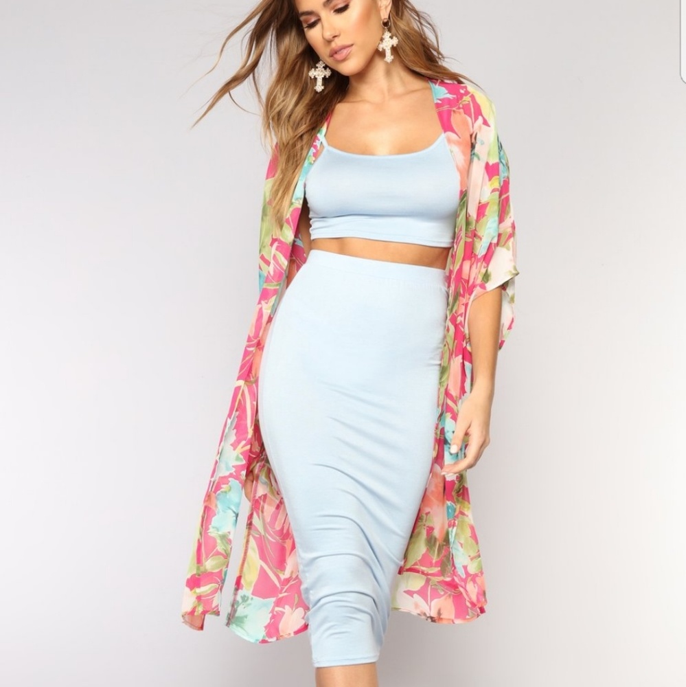 Fashion Nova Outfit Skirt,Top and Kimono